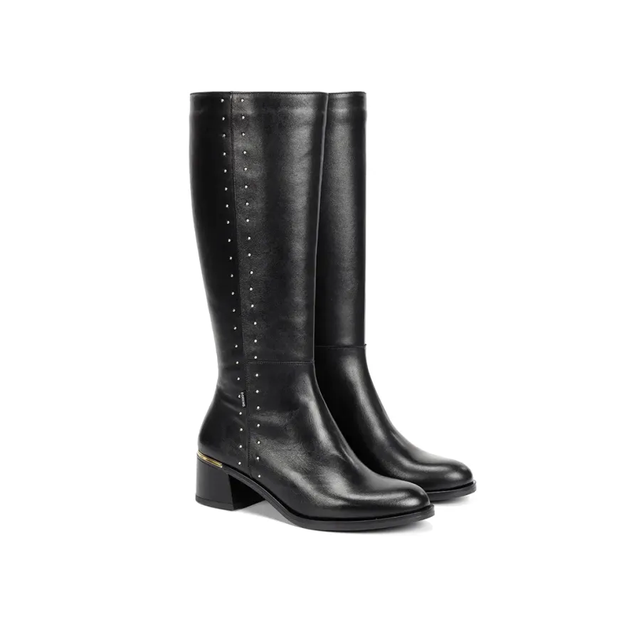 Botas DORKING by FLUCHOS, modelo TOSCANA con tachuelas piel negro