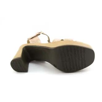 Sandalia nude de piel con plataforma | Penelope | Dino Zapatos