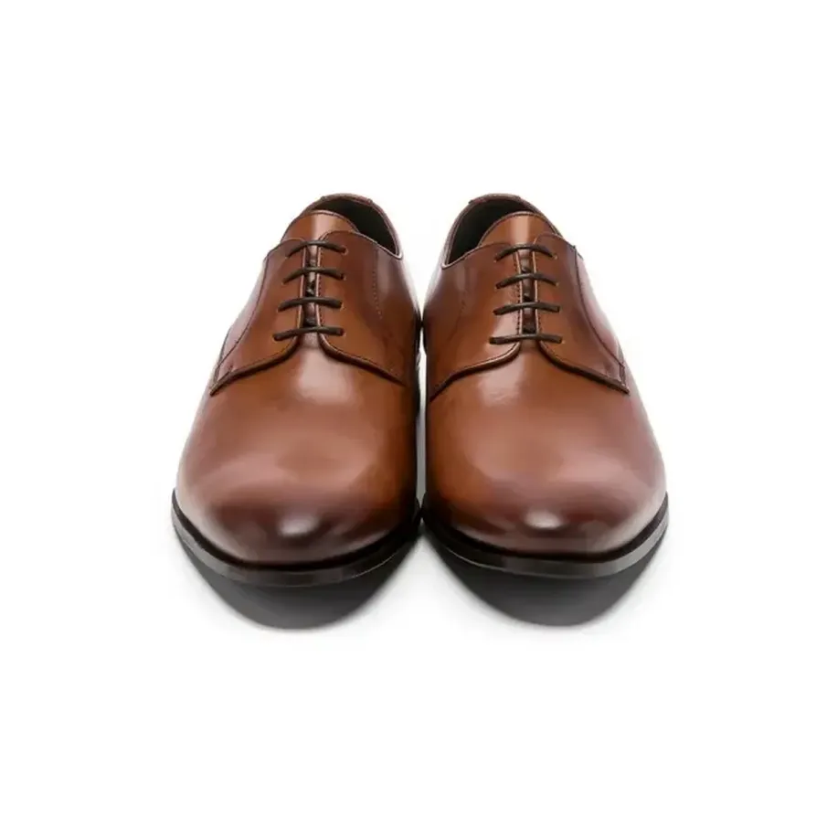 ZAPATO DE VESTIR DE HOMBRE COLOR CUERO