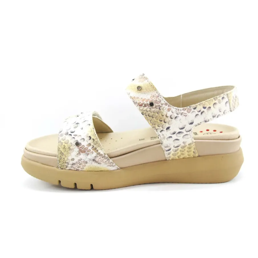 SANDALIA MOBILS CON PLANTILLA EXTRAIBLE. Modelo Farra