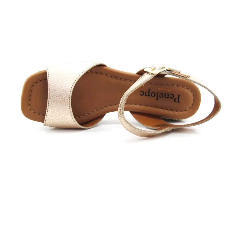 Sandalia platino de piel con plataforma | Penelope | Dino Zapatos