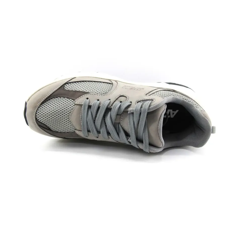 Atom AT181 hombre gris vista lateral en Dino Zapatos Alcoy