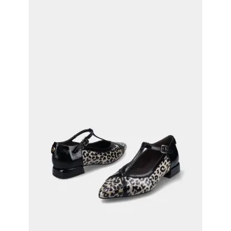 Bailarina leopardo negra