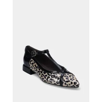 Bailarina leopardo negra