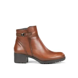 Botín Fluchos Aliss F2240 de mujer en piel color cuero