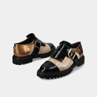 Zapato portugués MLV de flecos con hebilla y acabado tricolor en Alcoy