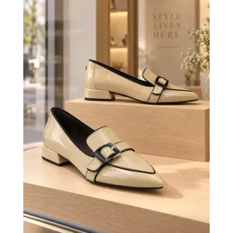 Mocasín hebilla beige